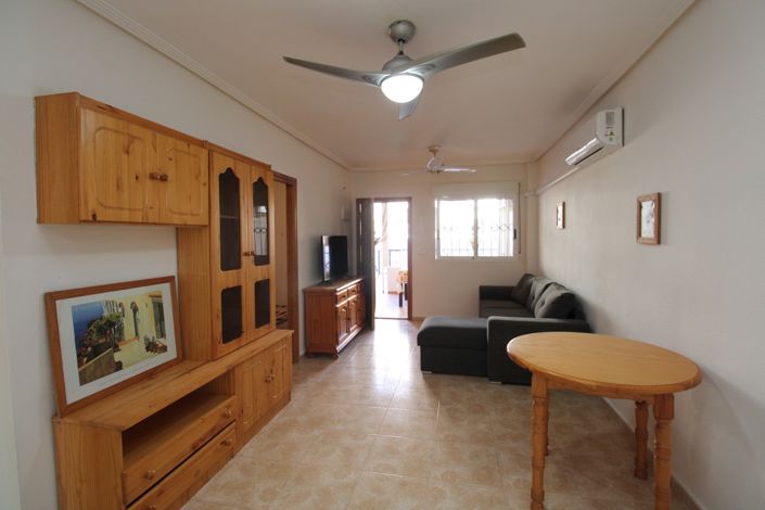 Image No.2-Propriété de 2 chambres à vendre à Punta Prima