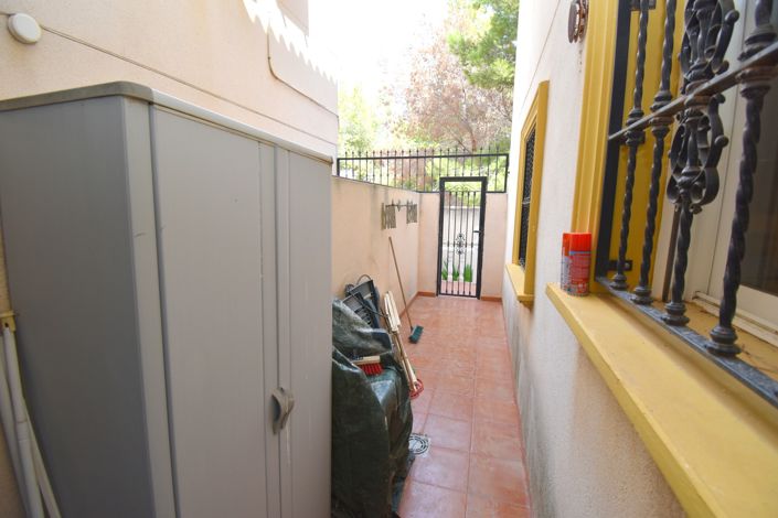 Image No.18-2 Bed Property for sale
