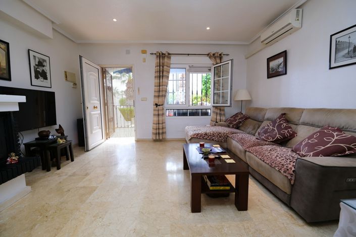Image No.4-2 Bed Townhouse for sale