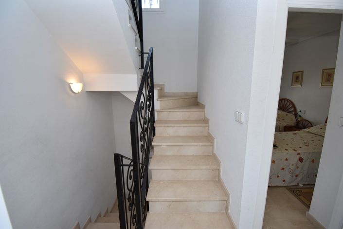 Image No.16-2 Bed Townhouse for sale