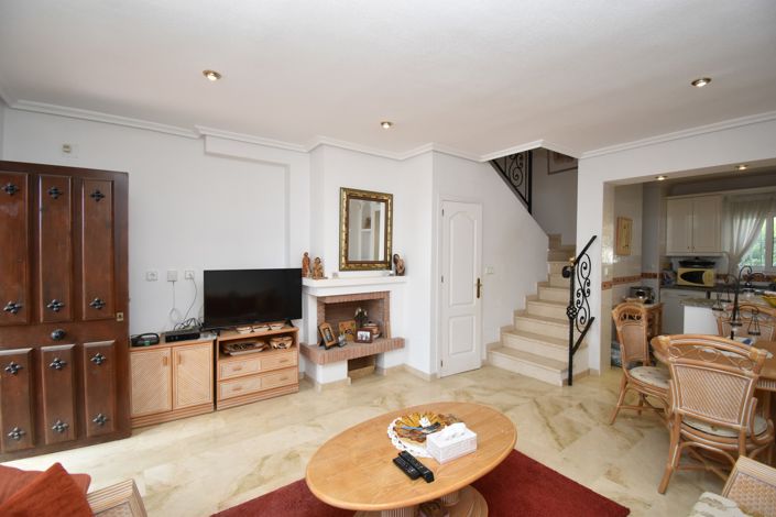 Image No.8-2 Bed Townhouse for sale