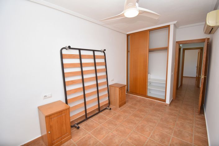 Image No.13-3 Bed Townhouse for sale