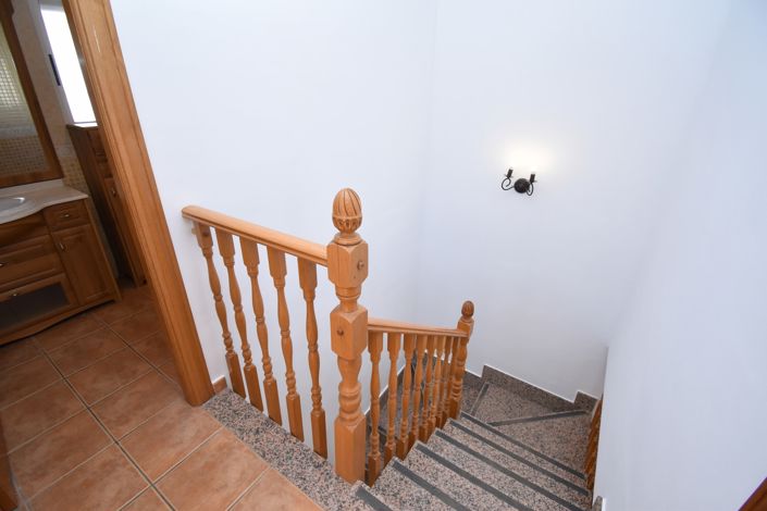 Image No.18-3 Bed Townhouse for sale