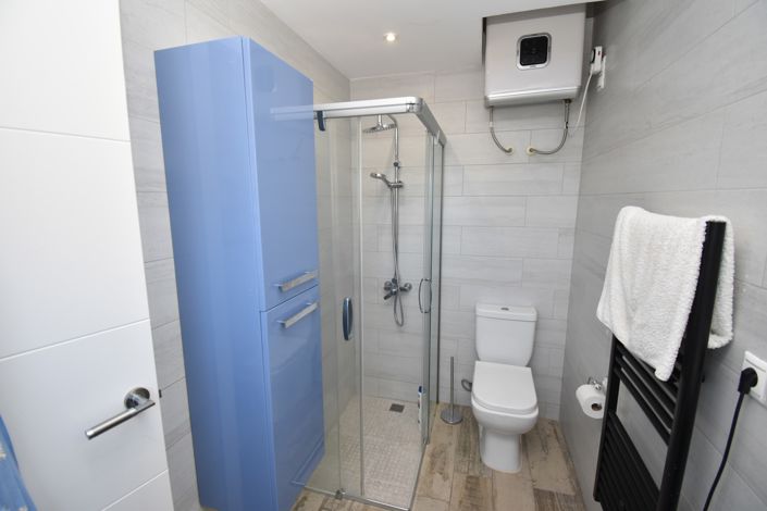 Image No.18-4 Bed Villa for sale