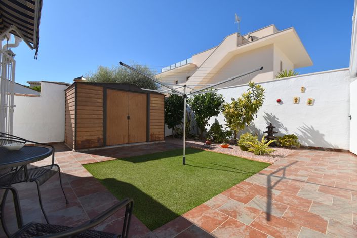 Image No.21-4 Bed Villa for sale