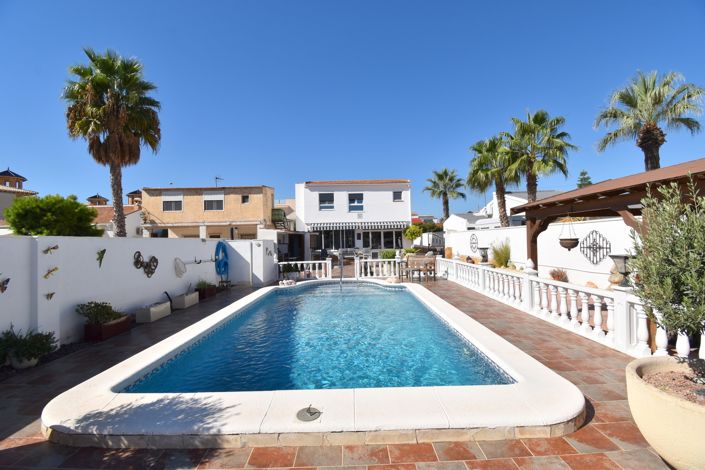 Image No.39-4 Bed Villa for sale