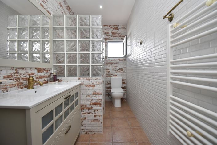 Image No.9-4 Bed Villa for sale