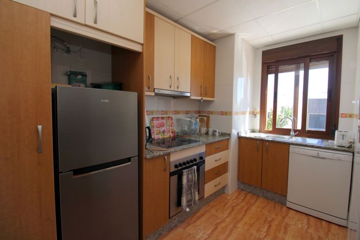 Image No.6-3 Bed Property for sale