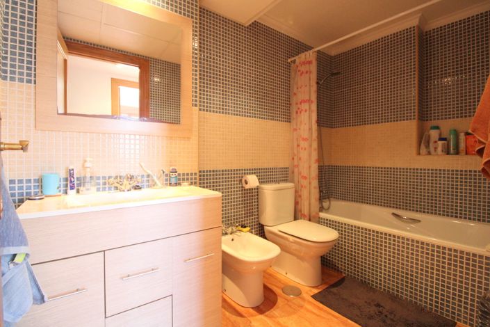 Image No.9-3 Bed Property for sale