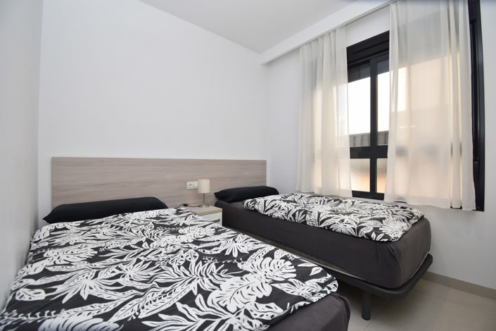 Image No.13-2 Bed Property for sale
