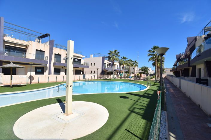 Image No.20-2 Bed Property for sale