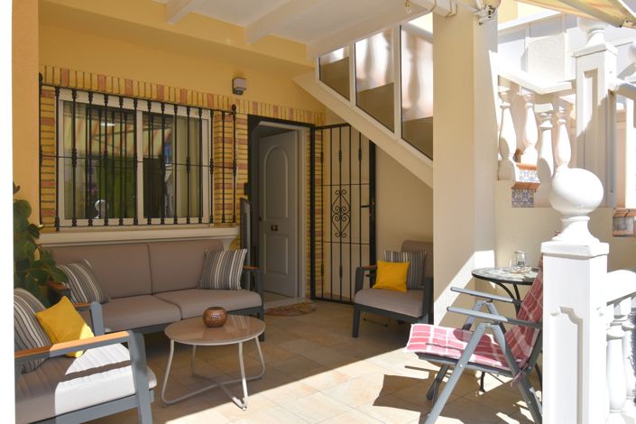 Image No.17-2 Bed Property for sale