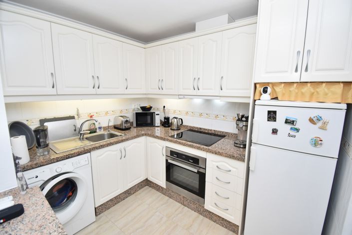 Image No.5-2 Bed Property for sale