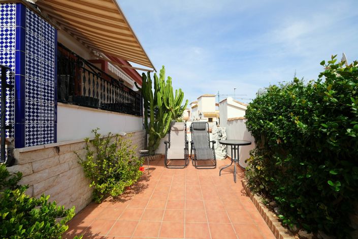 Image No.16-2 Bed Bungalow for sale