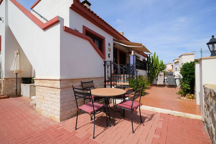 Image No.17-2 Bed Bungalow for sale