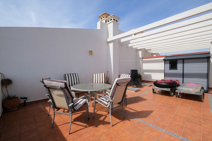 Image No.20-2 Bed Bungalow for sale