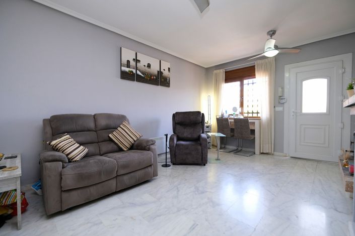 Image No.8-2 Bed Bungalow for sale