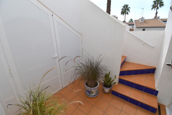 Image No.17-2 Bed Bungalow for sale