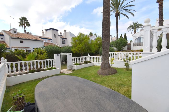 Image No.23-2 Bed Bungalow for sale