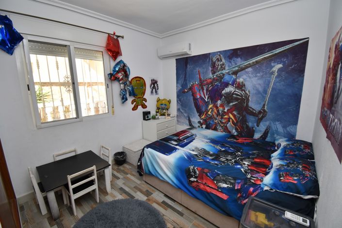 Image No.11-4 Bed Villa for sale