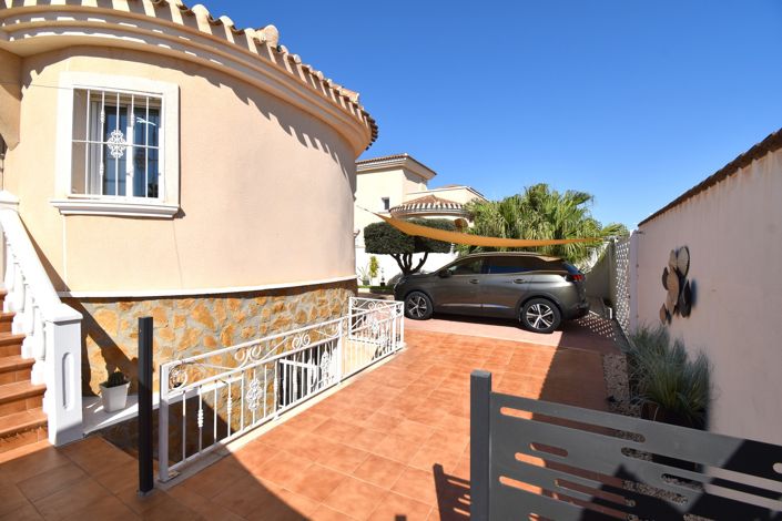 Image No.29-4 Bed Villa for sale