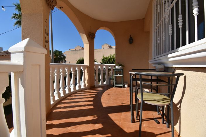 Image No.30-4 Bed Villa for sale
