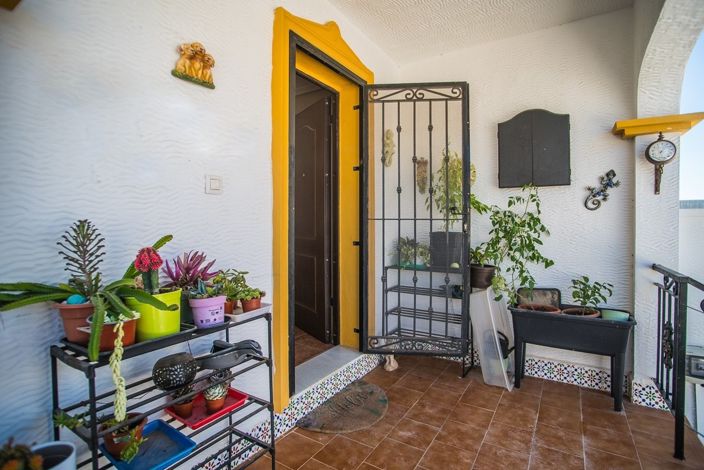 Image No.12-3 Bed Townhouse for sale