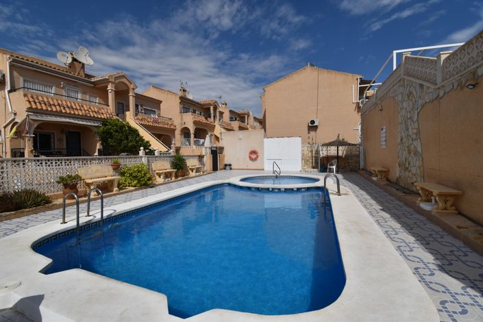 Image No.21-2 Bed Property for sale