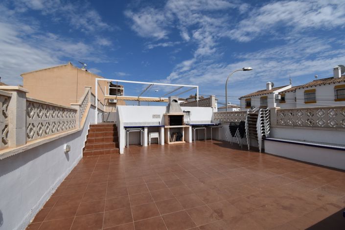 Image No.22-2 Bed Property for sale