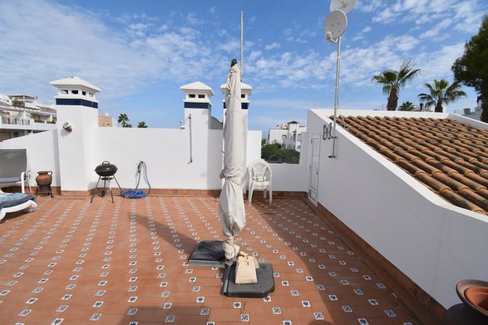 Image No.21-2 Bed Property for sale