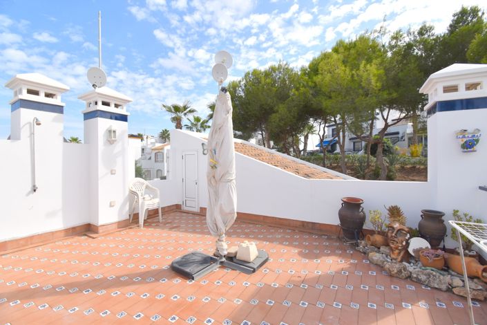 Image No.23-2 Bed Property for sale