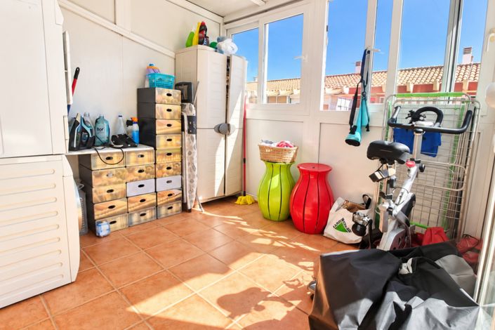 Image No.30-4 Bed Property for sale
