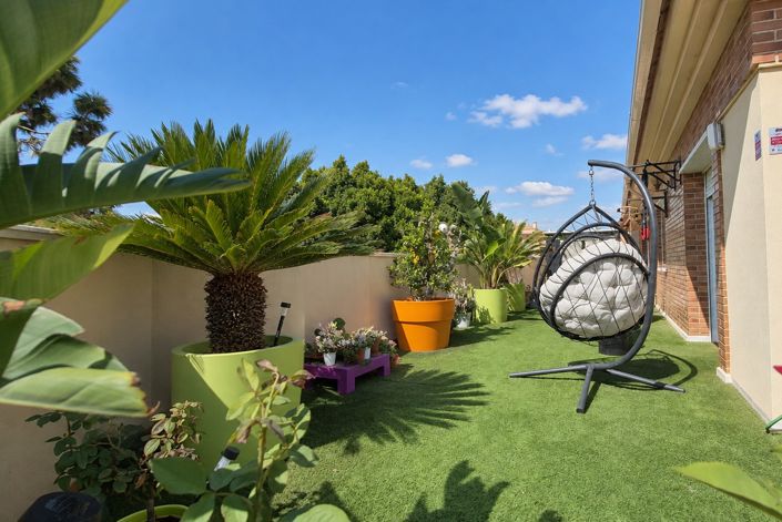 Image No.7-4 Bed Property for sale
