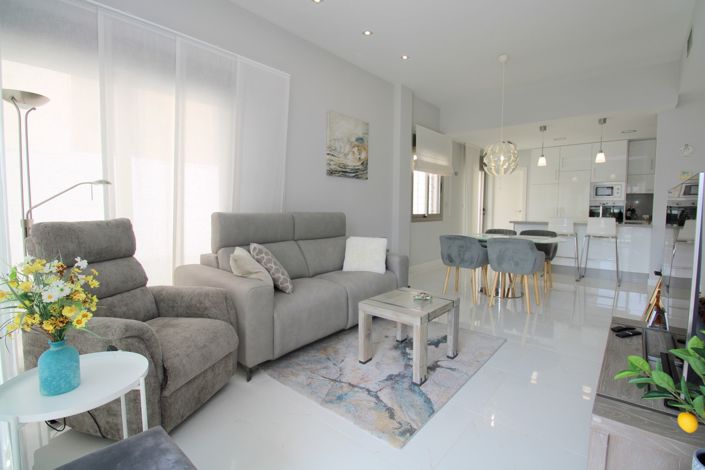 Image No.2-3 Bed Villa for sale