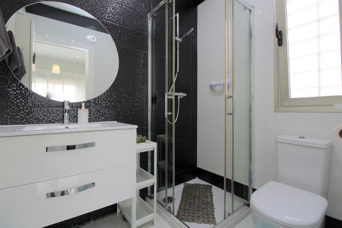 Image No.21-3 Bed Villa for sale
