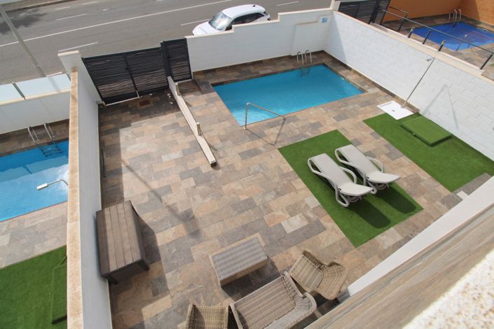 Image No.24-3 Bed Villa for sale