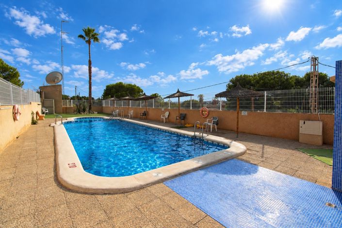 Image No.2-3 Bed Townhouse for sale