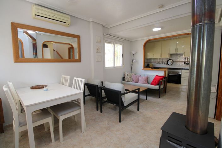 Image No.3-3 Bed Townhouse for sale