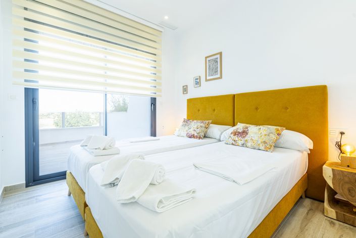 Image No.3-3 Bed Villa for sale