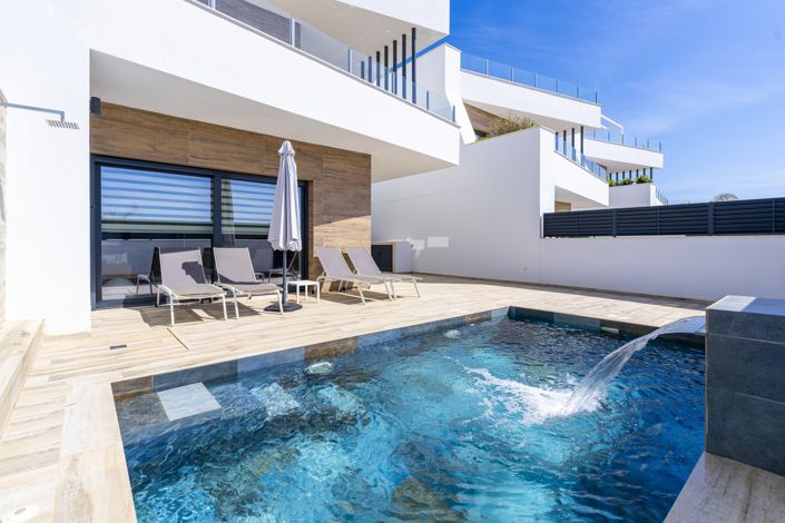 Image No.5-3 Bed Villa for sale
