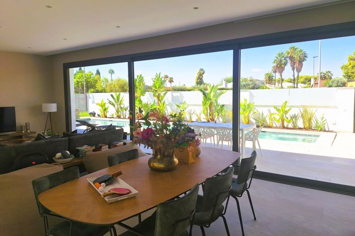 Image No.7-4 Bed Villa for sale