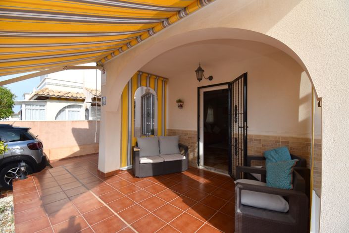 Image No.18-2 Bed Townhouse for sale