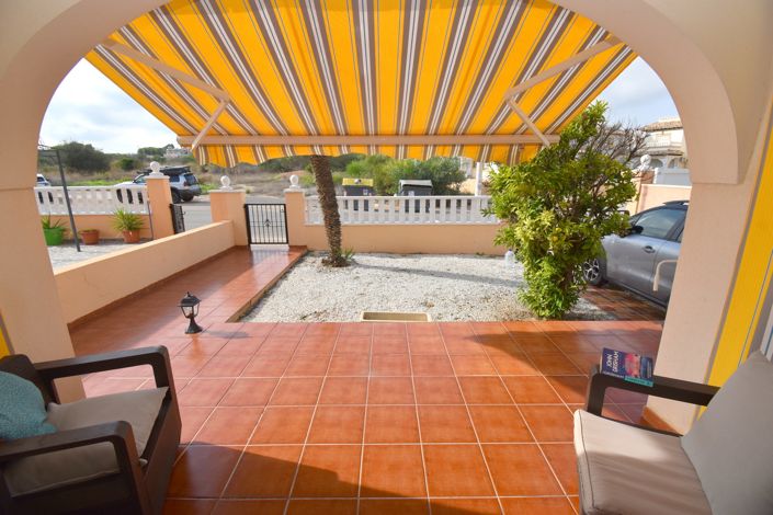 Image No.23-2 Bed Townhouse for sale
