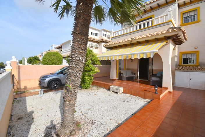 Image No.24-2 Bed Townhouse for sale