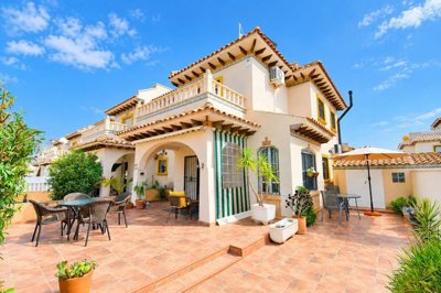 he29166brightblueskyvilla