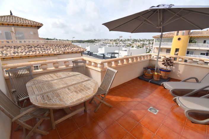 Image No.23-3 Bed Townhouse for sale