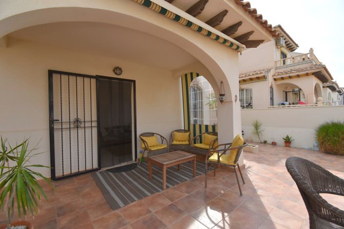 Image No.24-3 Bed Townhouse for sale