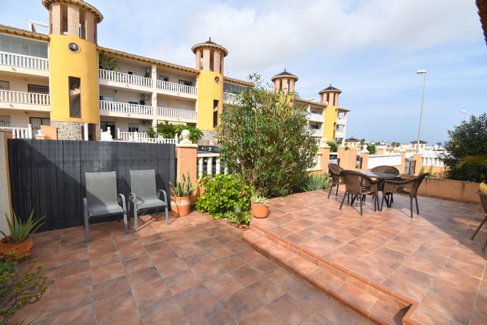 Image No.28-3 Bed Townhouse for sale
