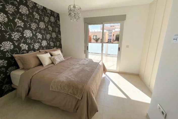 Image No.11-3 Bed Villa for sale