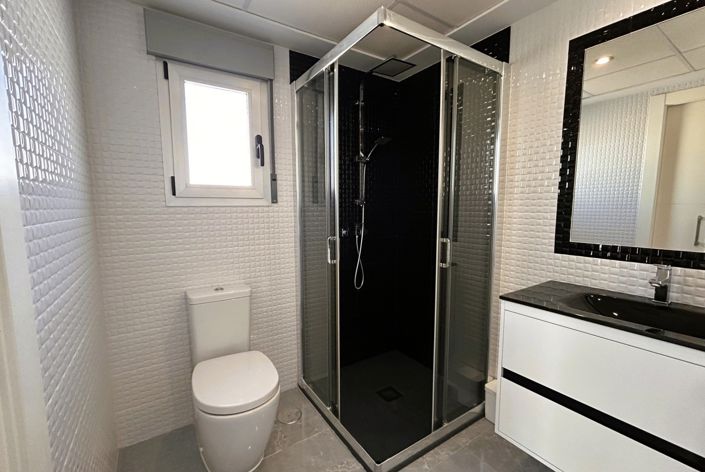 Image No.12-3 Bed Villa for sale